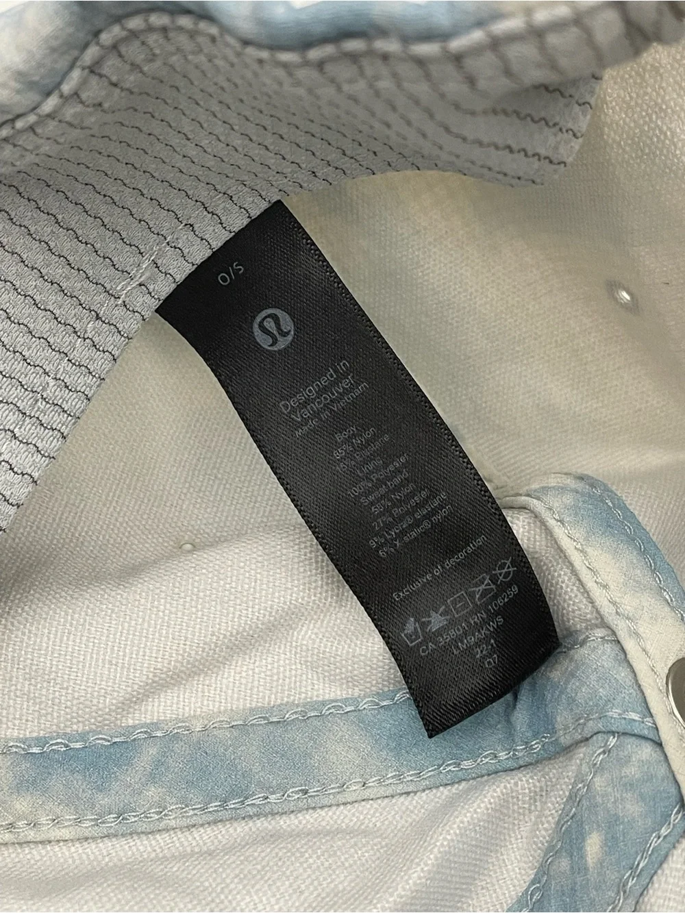lululemon light blue washed cap with white interior